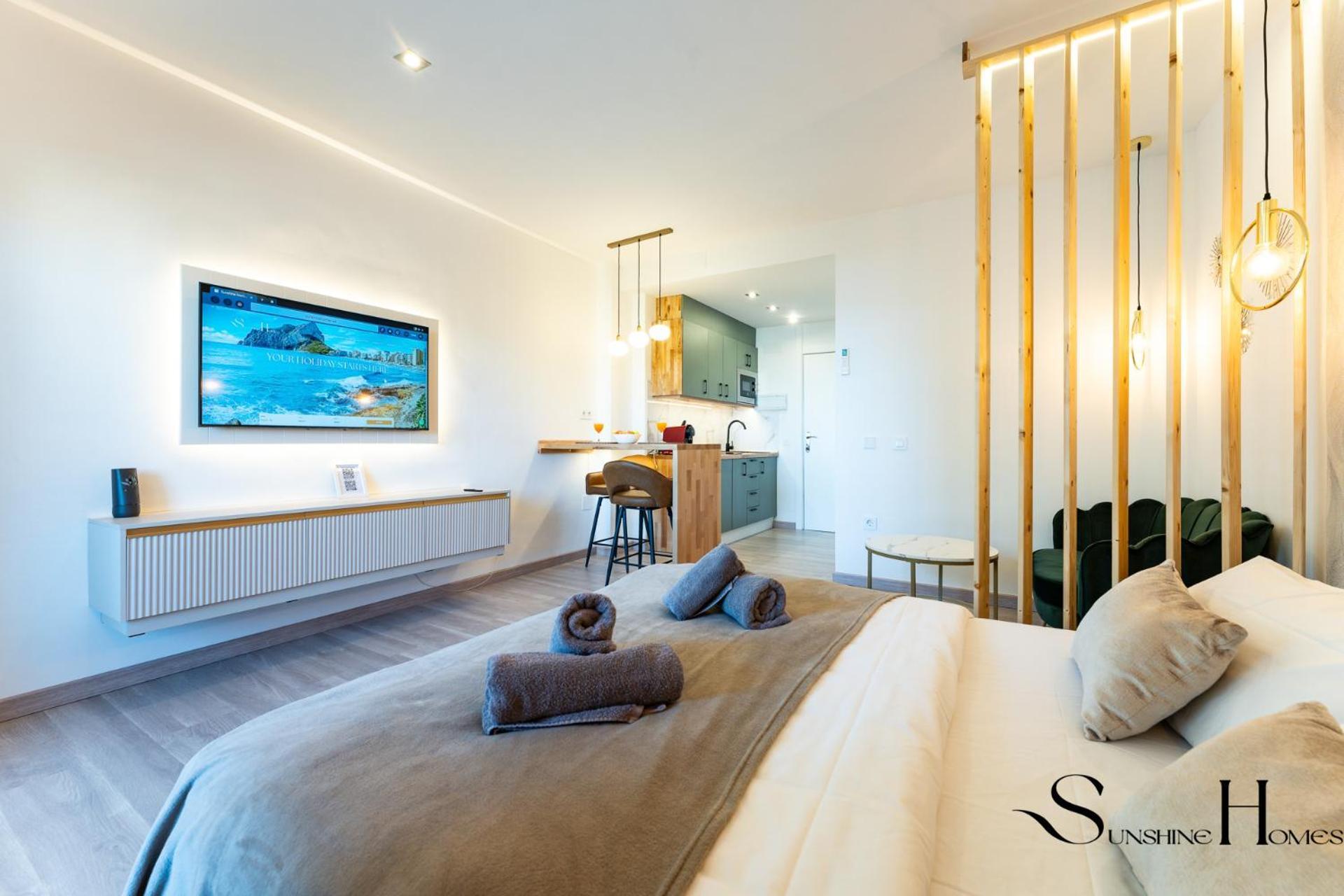 Seaview Beachfront Studio With Aqua Park & Balcony Benalmádena Εξωτερικό φωτογραφία