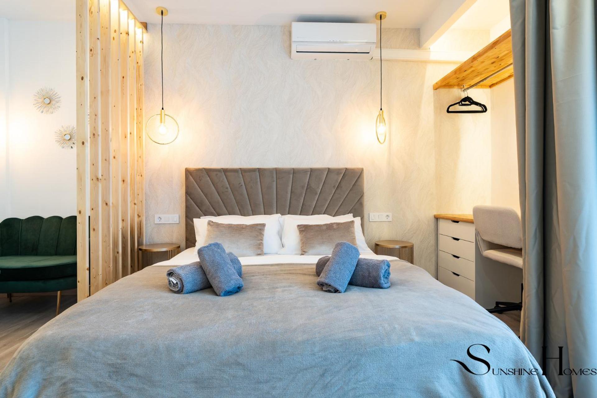 Seaview Beachfront Studio With Aqua Park & Balcony Benalmádena Εξωτερικό φωτογραφία