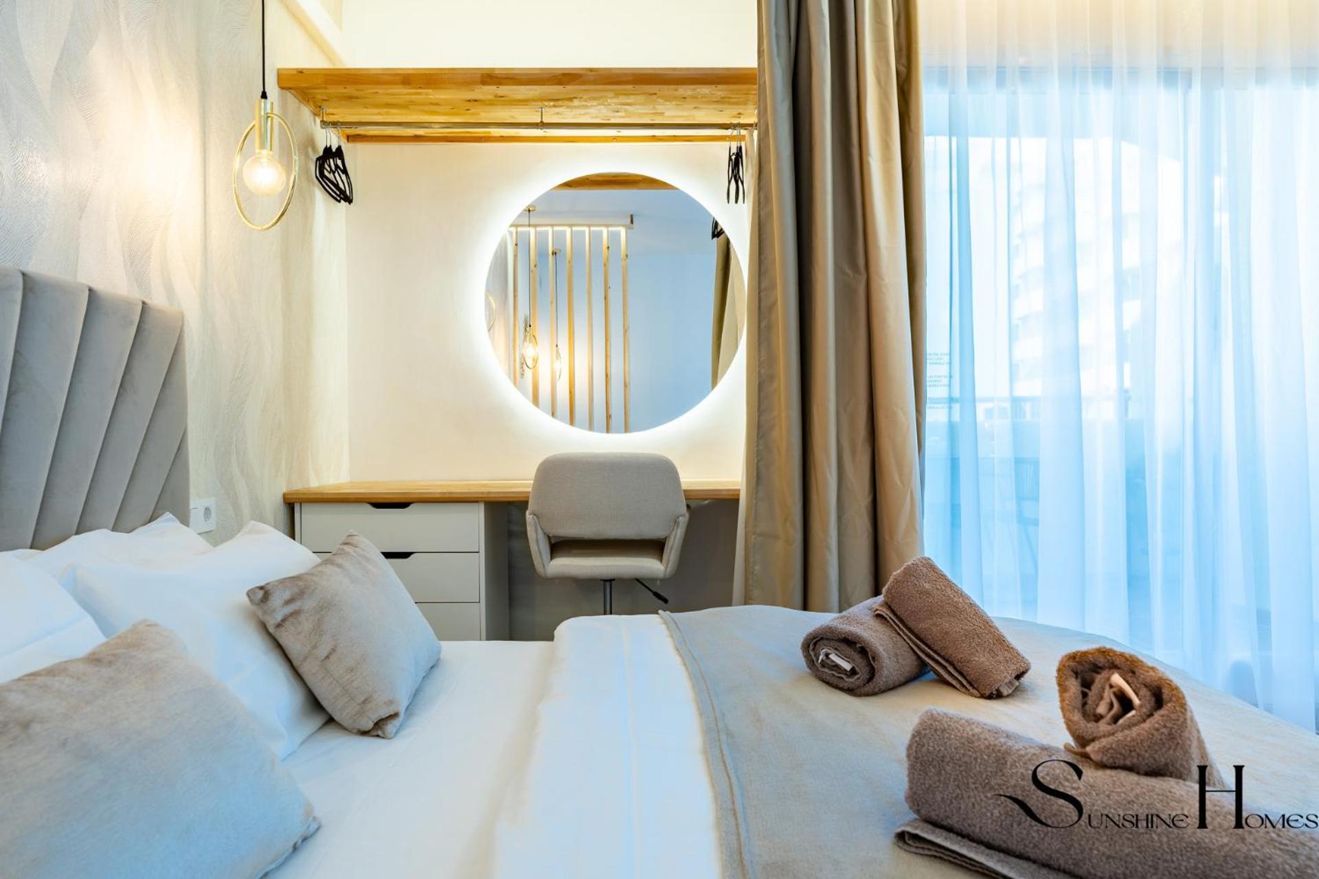 Seaview Beachfront Studio With Aqua Park & Balcony Benalmádena Εξωτερικό φωτογραφία