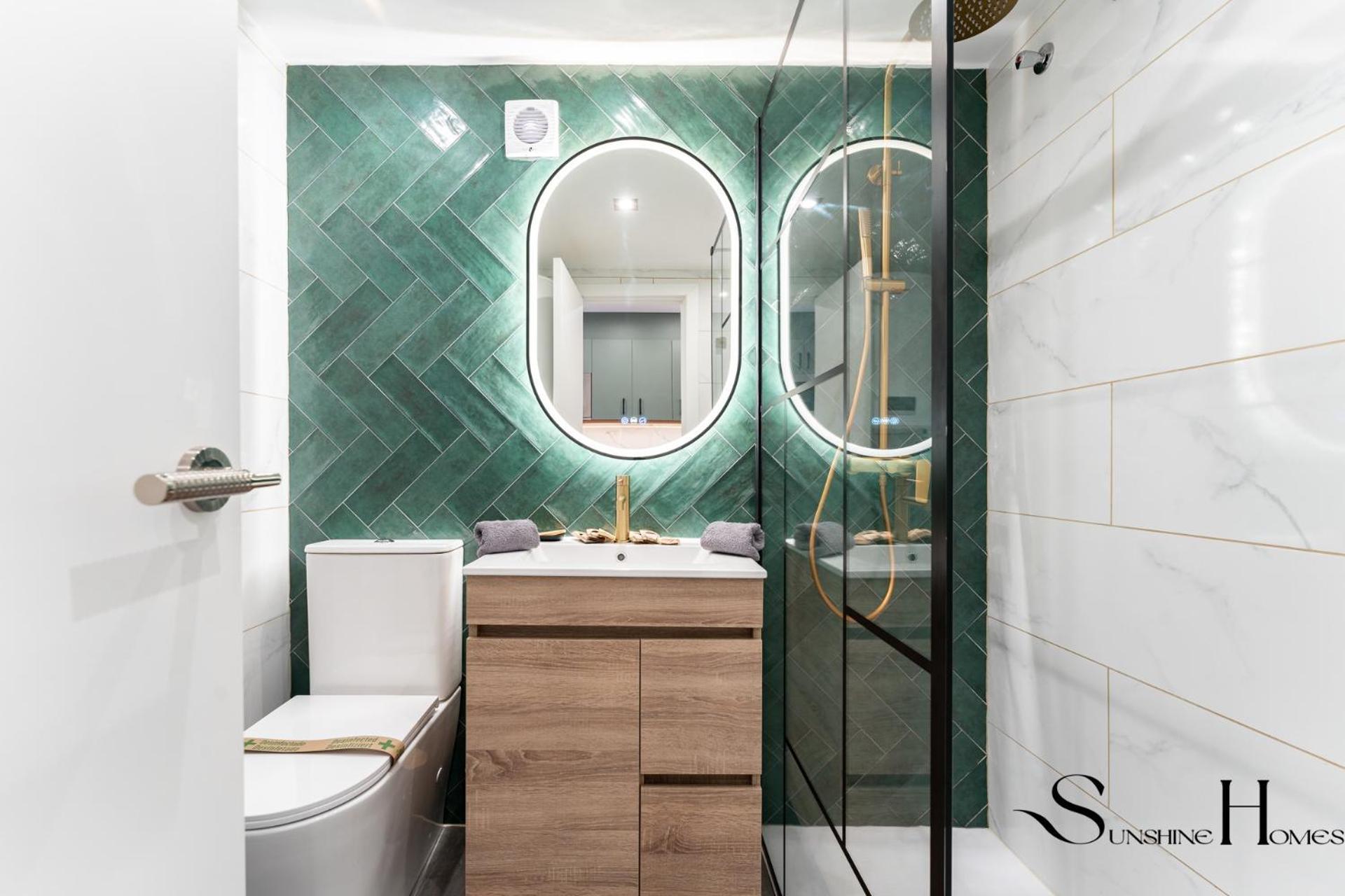 Seaview Beachfront Studio With Aqua Park & Balcony Benalmádena Εξωτερικό φωτογραφία