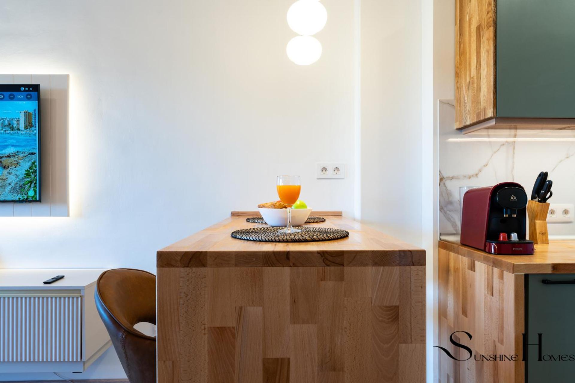 Seaview Beachfront Studio With Aqua Park & Balcony Benalmádena Εξωτερικό φωτογραφία
