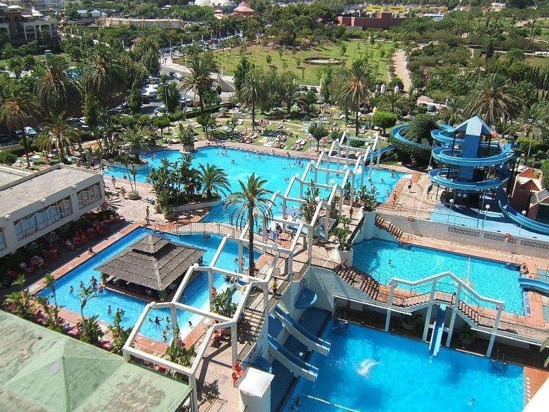 Seaview Beachfront Studio With Aqua Park & Balcony Benalmádena Εξωτερικό φωτογραφία