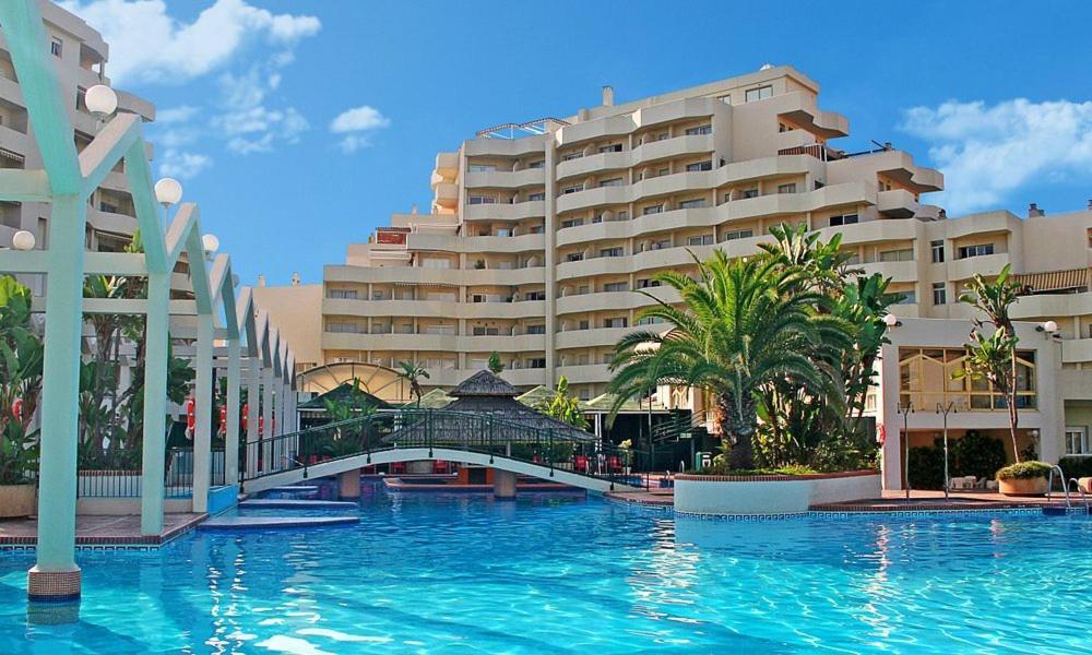 Seaview Beachfront Studio With Aqua Park & Balcony Benalmádena Εξωτερικό φωτογραφία